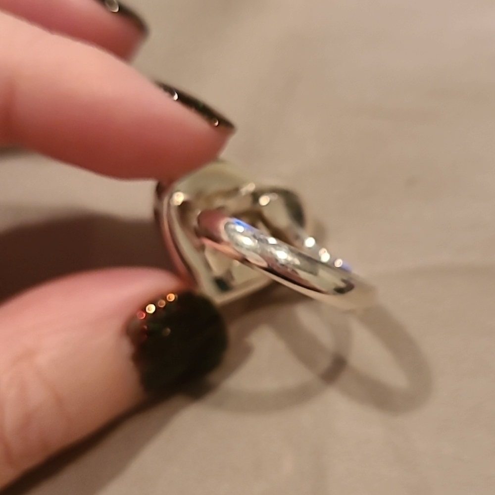 Sterling silver spiral heart puffy ring - Picture 3 of 6